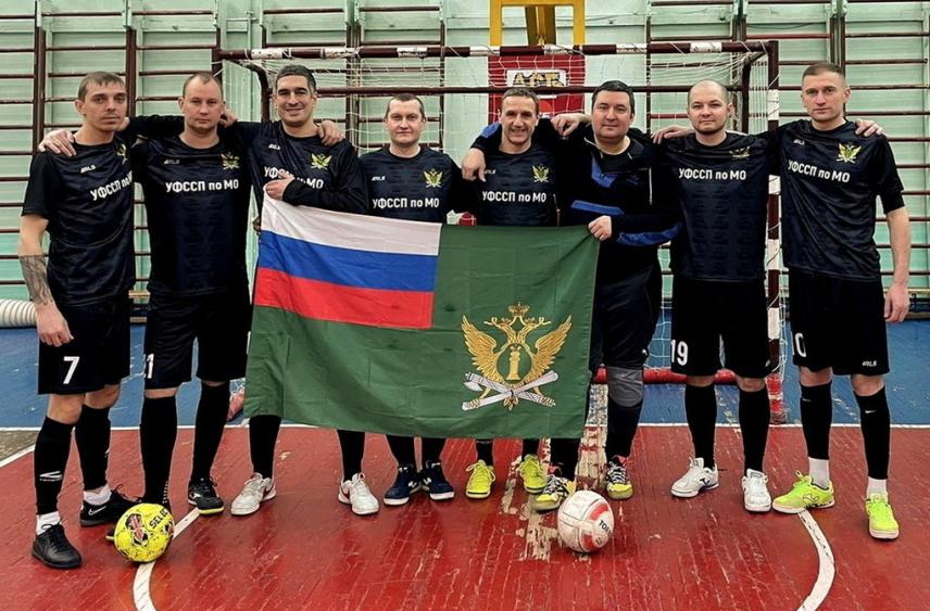 Судебные приставы Мурманской области одержали семь побед в турнире по мини-футболу