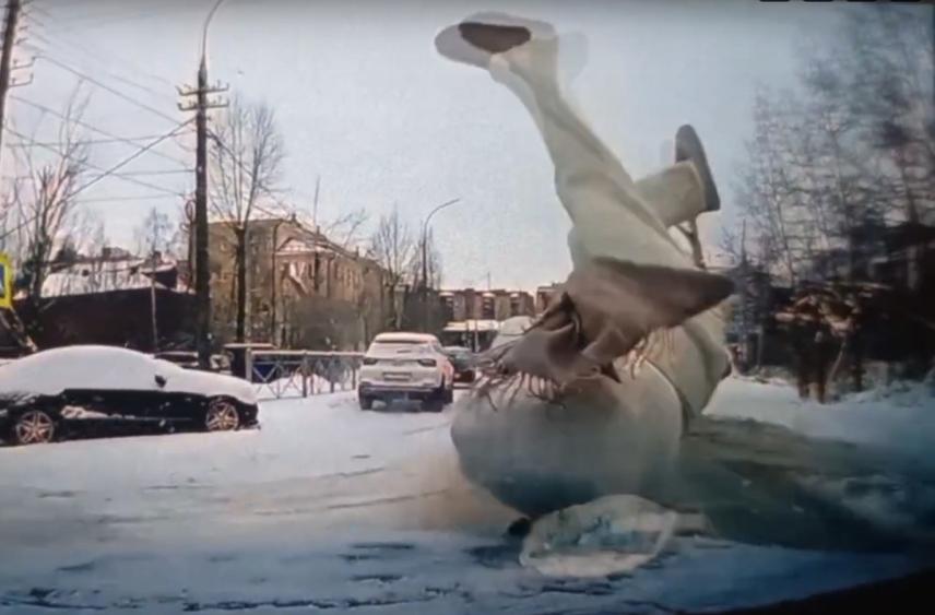 В Архангельске проверяют обстоятельства наезда на пешехода