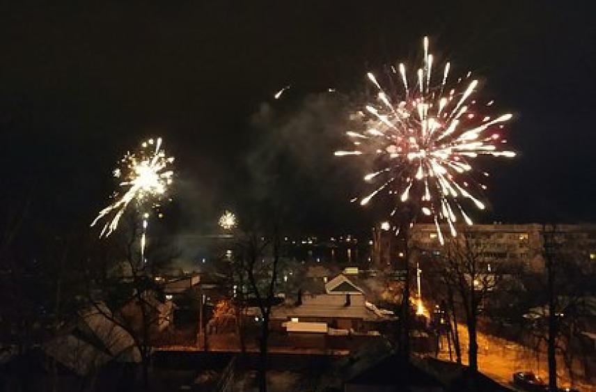 Россиянам назвали неочевидную опасность фейерверков