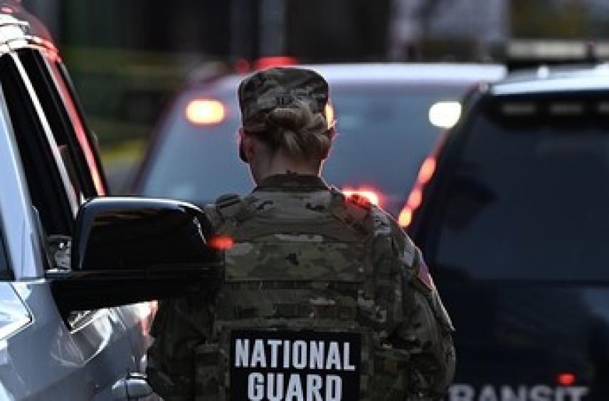 Трамп: второй пострадавший нацгвардеец борется за жизнь