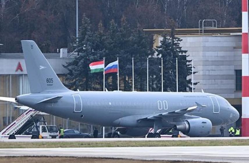 Орбан прибыл в Москву