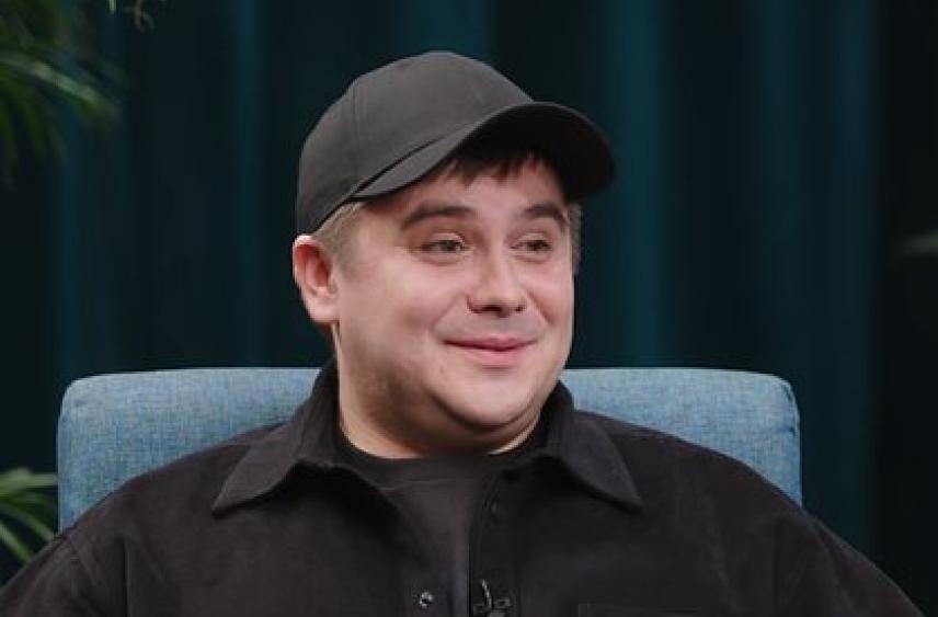 Участник Comedy Club рассказал о работе в костюме презерватива