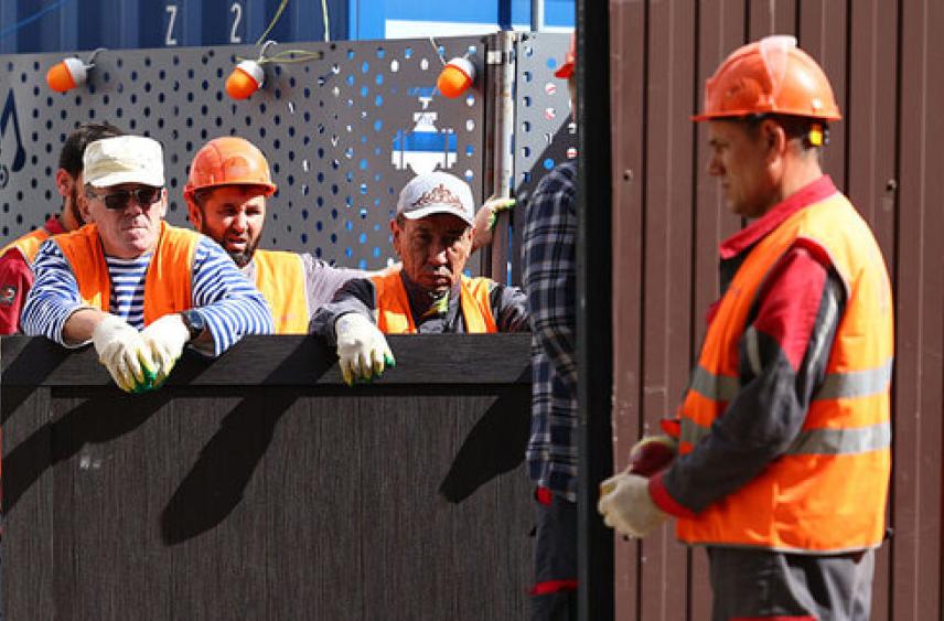 Правительство готовит пилот по целевому набору мигрантов с 2027 года