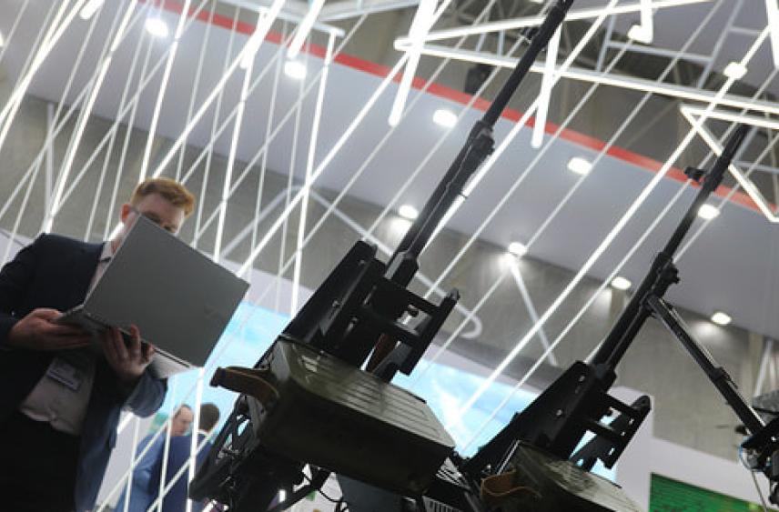 Программа перевооружения сил ОДКБ российским оружием пока не готова