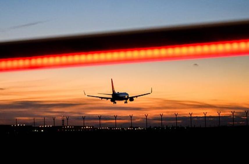 Десятки российских туристов застряли в аэропорту Стамбула из-за подрыва ВСУ танкеров