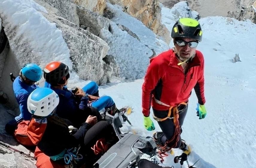 Ленинградский альпинист покорил вершину горы Манаслу в Непале