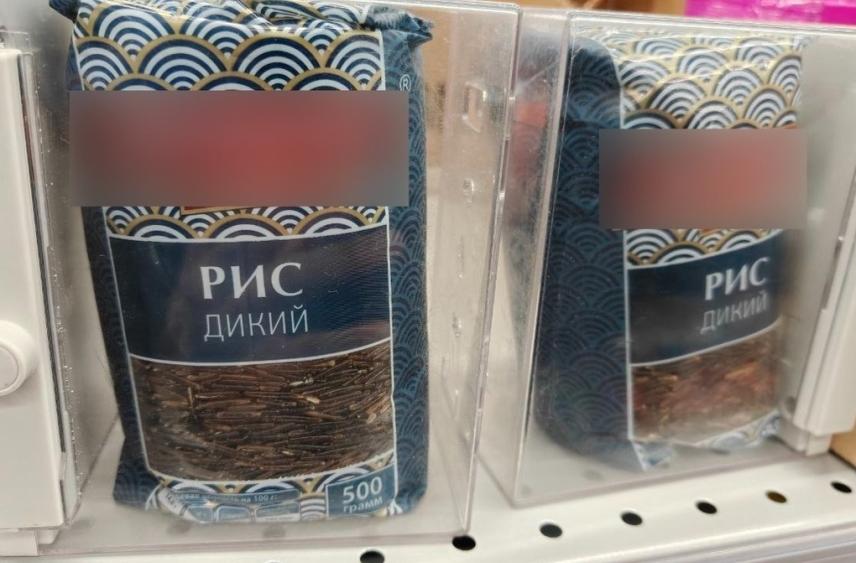 Гипермаркеты Петербурга запаковали пачки риса в «противоугонные» боксы