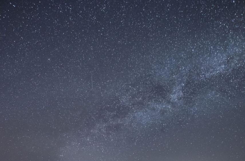 Межзвездный объект 3I/ATLAS продолжает лететь к Земле, теряя яркость