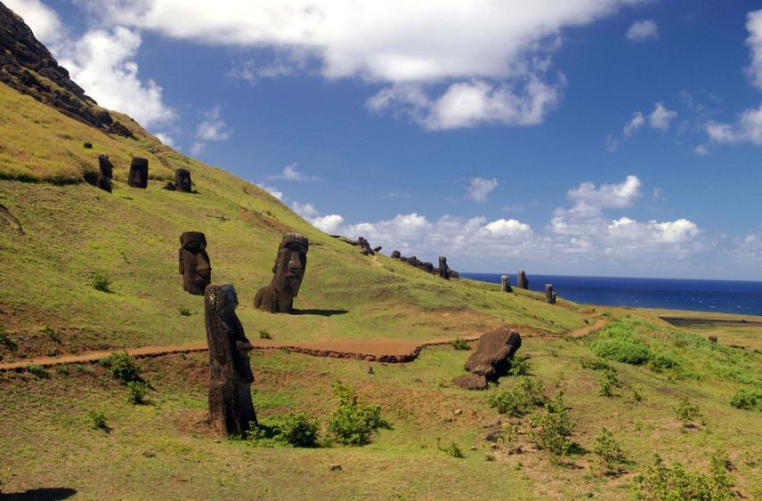Археологи сообщили о раскрытии многовековой тайны каменных гигантов острова Пасхи