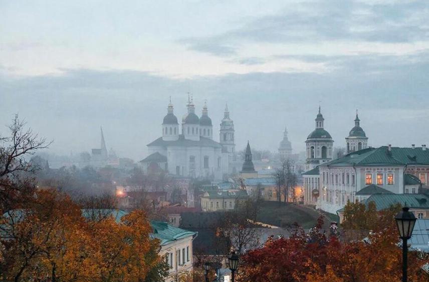 Синоптики рассказали о погоде в Смоленске в последний день осени