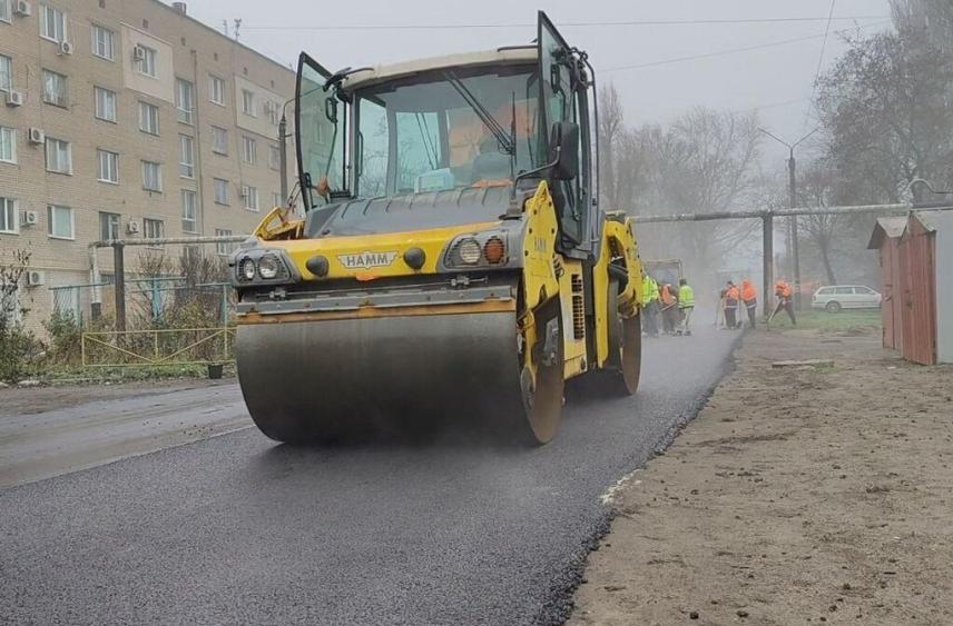 В Мелитополе продолжается плановый ремонт дорог