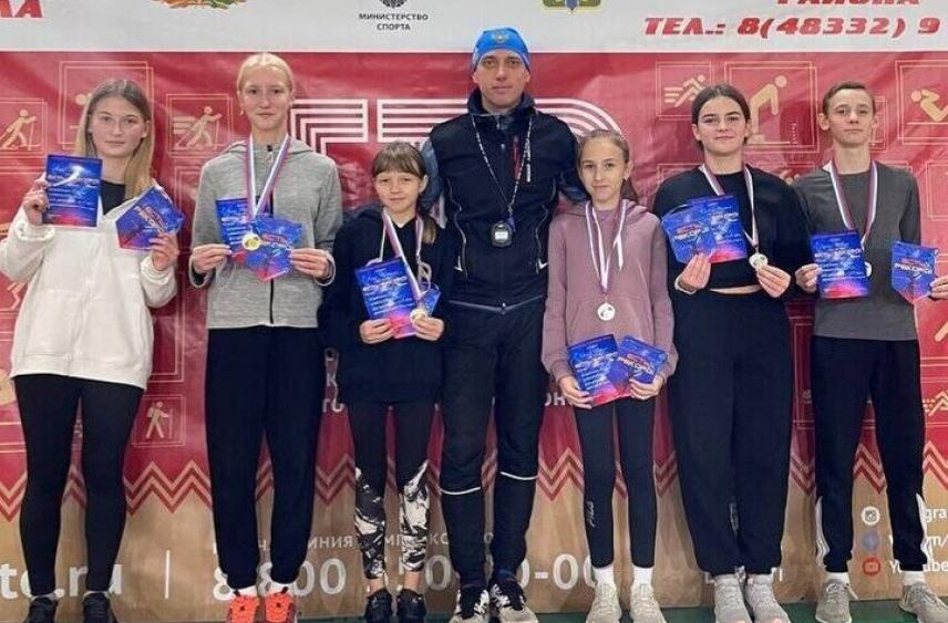 Брянского тренера отметили в конкурсе «Лучший тренер по лёгкой атлетике -2025»