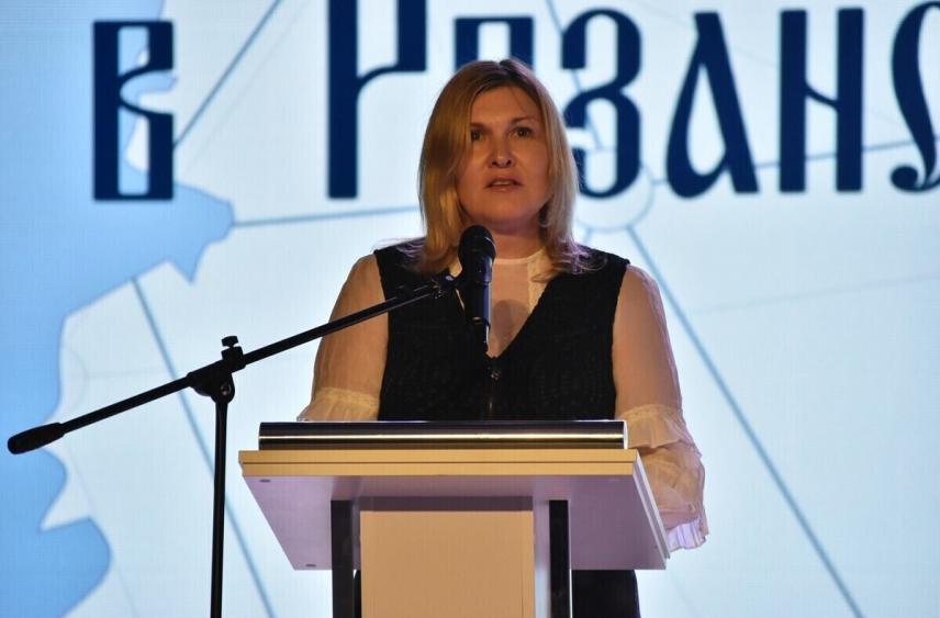 Наталья Суворова вручила рязанкам награды ко Дню матери