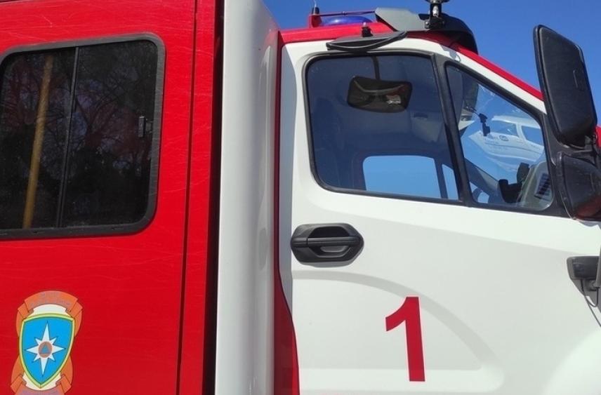 На рынке Тухачевского в Ставрополе загорелся магазин одежды