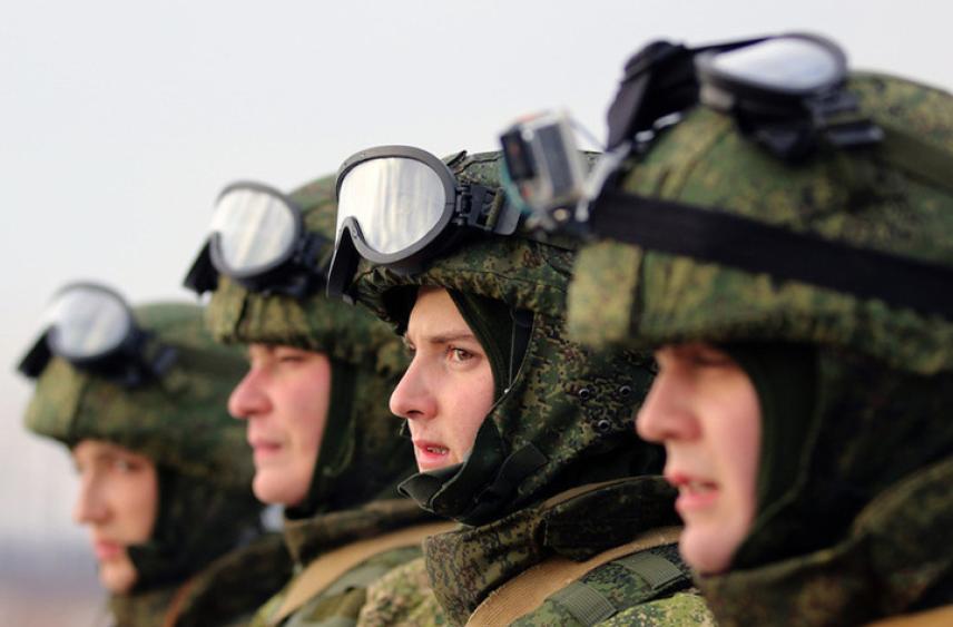 Роботы помогают бойцам ВС РФ прокладывать связь в зоне СВО