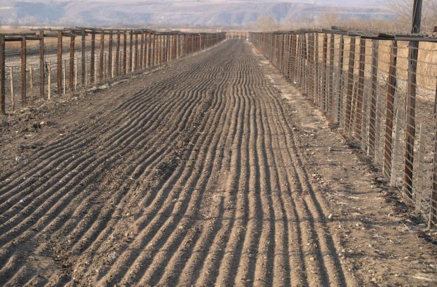 Украинец смог пройти границу, когда польский пограничник отошел в туалет