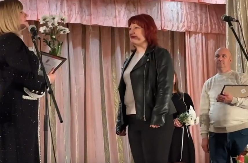 Власти Черниговки поздравили с Днем матери около 40 семей