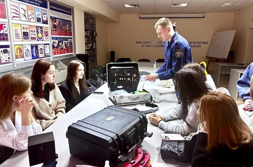 Владимирским студентам рассказали как найти следы преступления