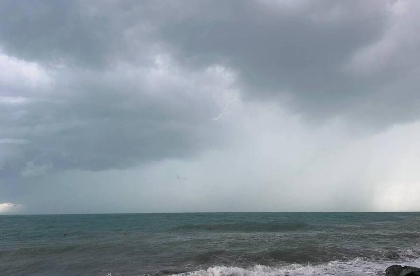 На атакованных ВСУ танкерах находились граждане России, сообщил источник