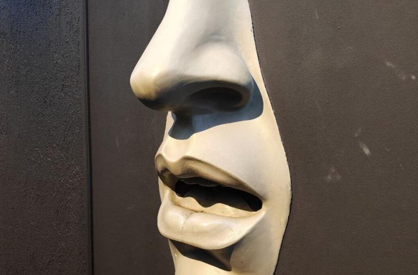 Петербуржцев предупредили об опасности частых носовых кровотечений