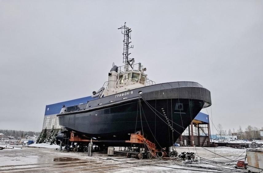 На судостроительном заводе «Пелла» спустили на воду мощный буксир