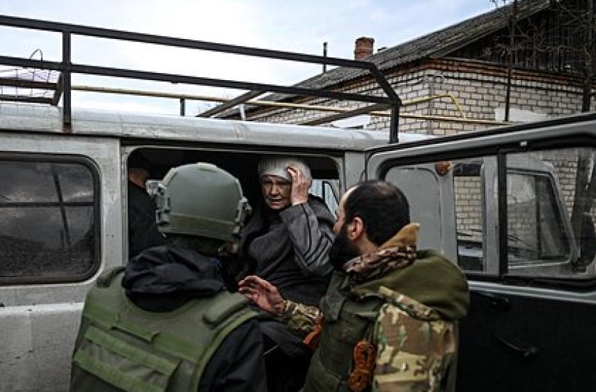 Из Красноармейска эвакуировали 300 мирных жителей