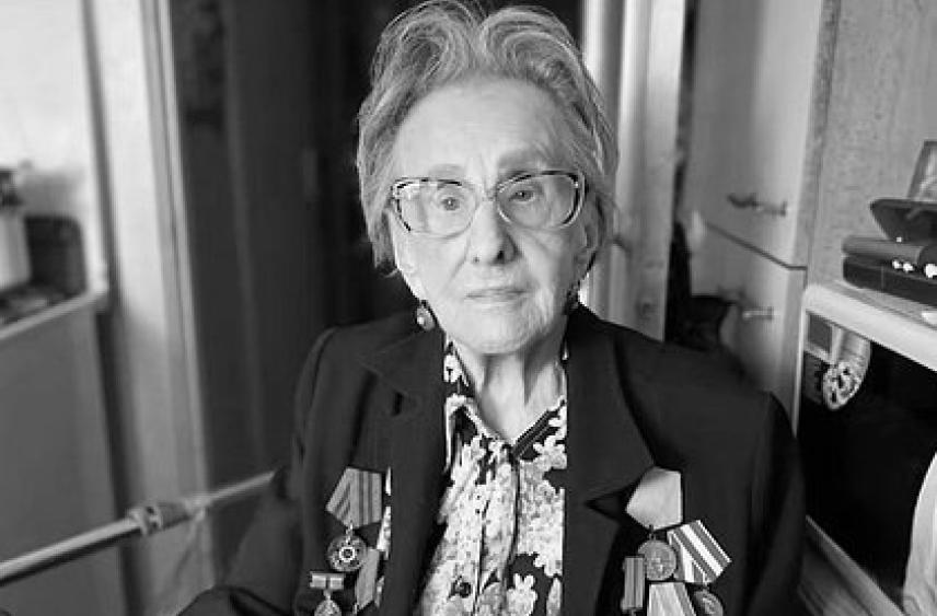 Названа дата прощания со 104-летней тиктокершей из Петербурга