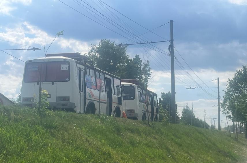 В Орле автобус №9 и маршрутка №34 не ездят по улице Кузнецова