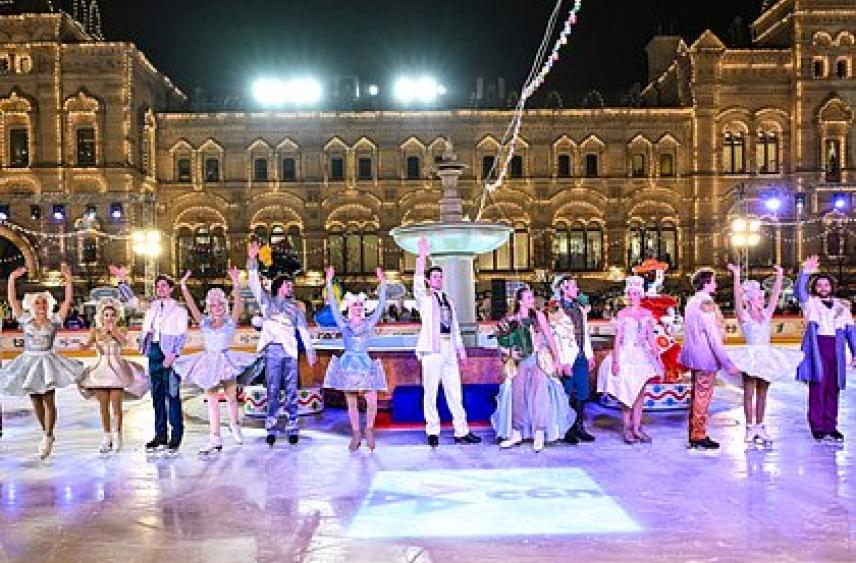 На Красной площади открыли ГУМ-каток