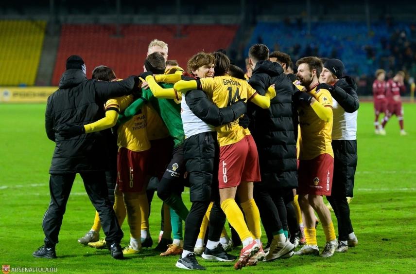 &#34;Арсенал&#34; закрывает год матчем с &#34;Нефтехимиком&#34; и женщиной-судьей