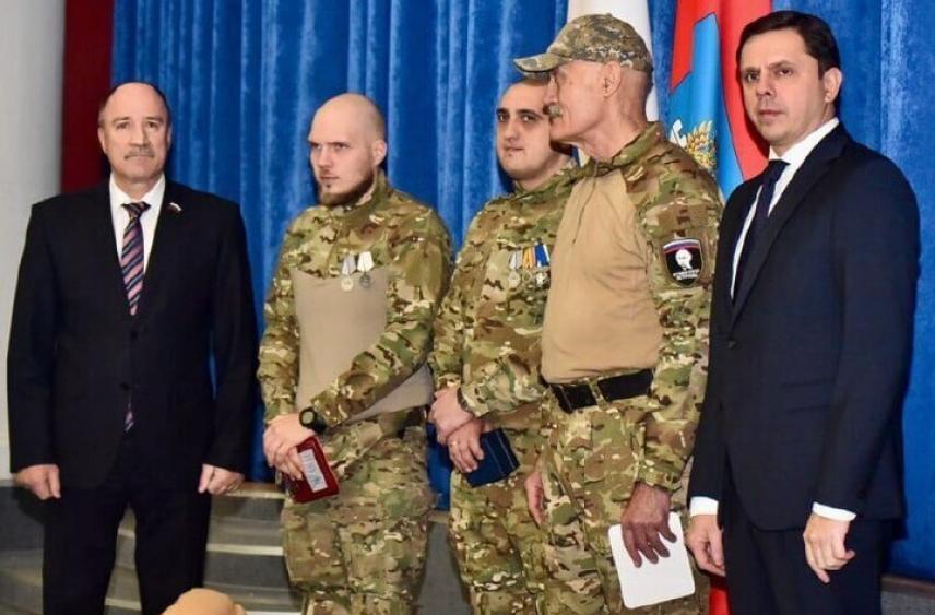 В столице Орловской области наградили бойцов операции «Поток»