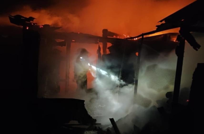 Под Людиновом на выходные сгорела баня