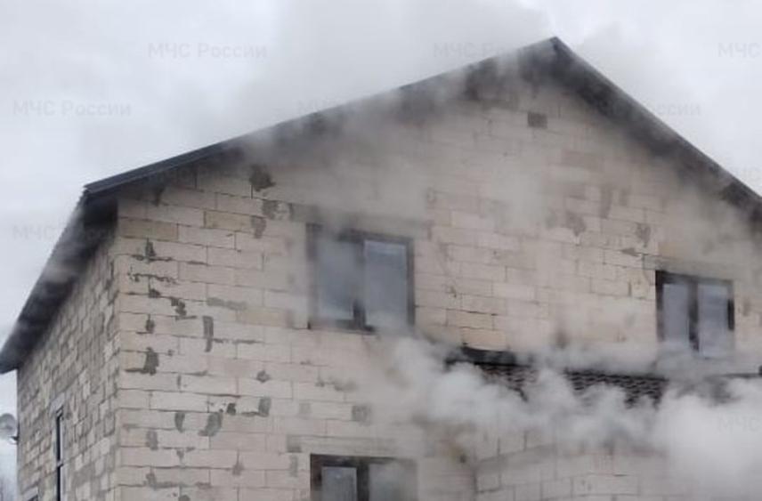 В Ферзиковском округе загорелся частный дом