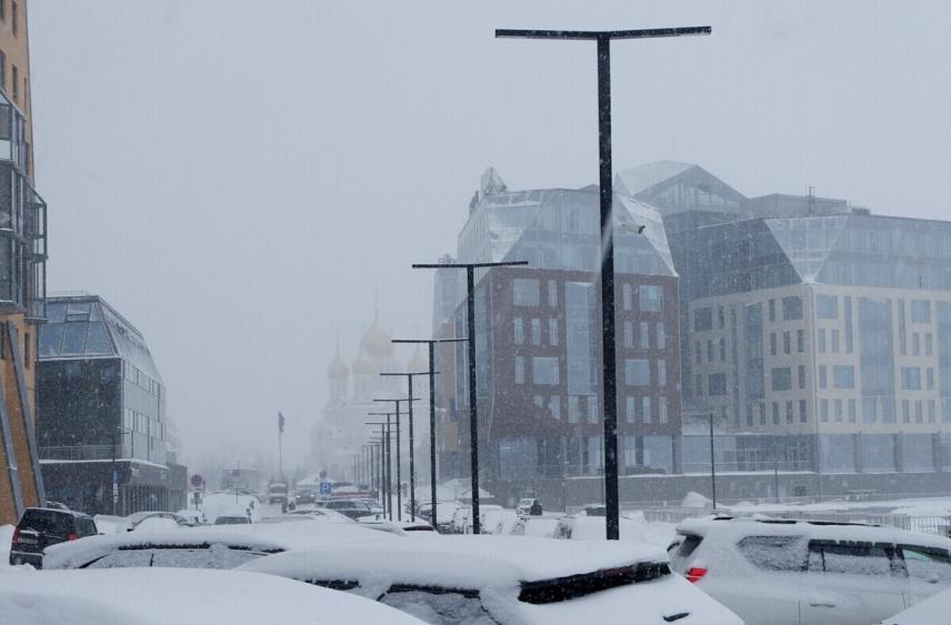 В первый день в Архангельской области зимы будет сыро в ветрено