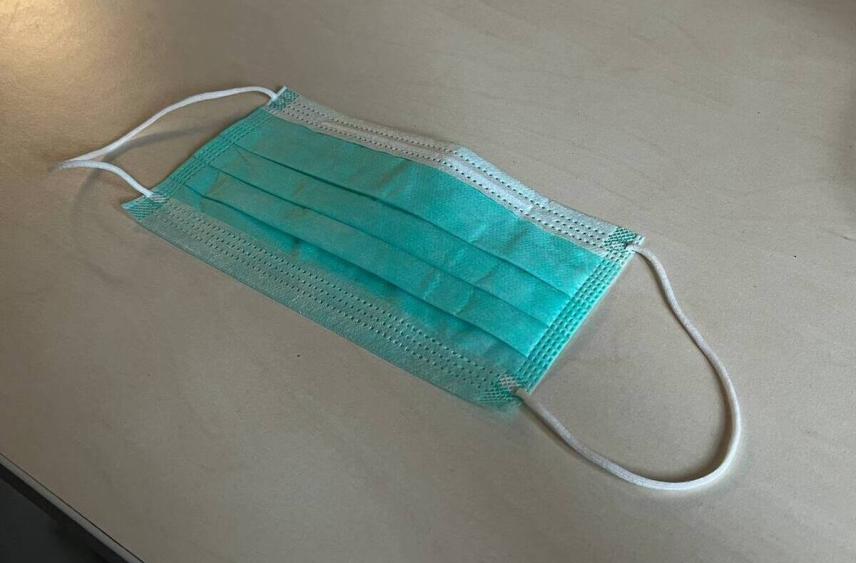 Роспотребнадзор посоветовал северянам менять медицинскую маску каждые 2–3 часа