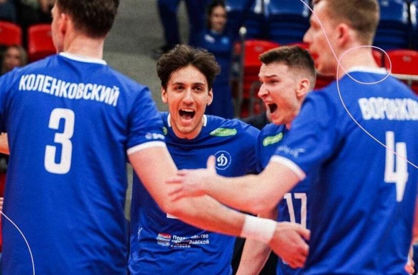 Ленинградские волейболисты обыграли соперников из Ярославля в Сосновом Бору
