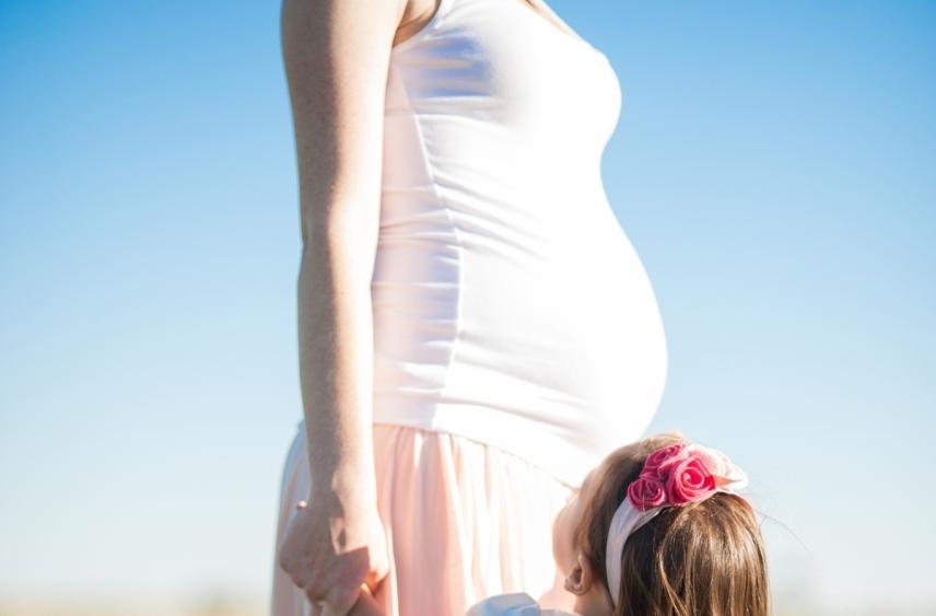 Губернатор Воронежской области поздравил женщин с Днем матери