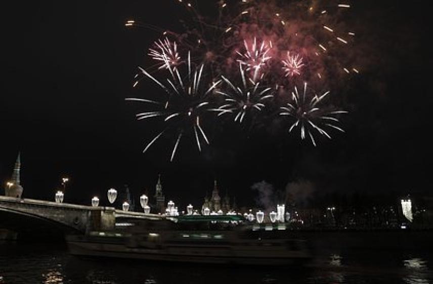 Россиянам напомнили о самой короткой рабочей неделе в декабре