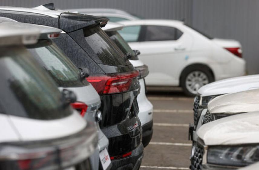 «Автостат»: доля китайских легковых машин на рынке России упала до 44,7%